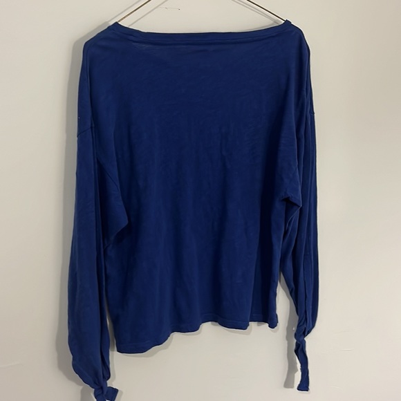 Women’s NFL Buffalo Bills Long Sleeve Open Shoulder Top with Ties - Picture 4 of 7